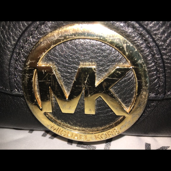 Authentic MK medium size satchel - Picture 6 of 6